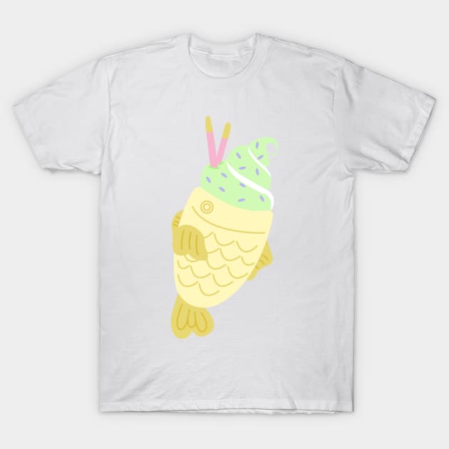 Taiyaki Ice Cream T-Shirt by maiitsu